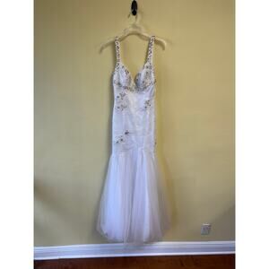 Cassandra Stone White Mermaid Gown with Beaded Straps and Tulle Skirt Size 8